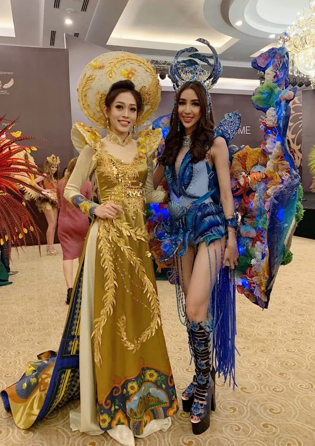 Á hậu Phương Nga  tỏa sáng tại đêm thi trang phục dân tộc Miss Grand International 2018 - Ảnh 7.