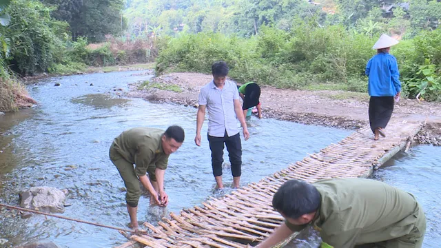 Khởi công xây dựng cây cầu dân sinh 2 tỷ đồng tại Sơn La - Ảnh 2.