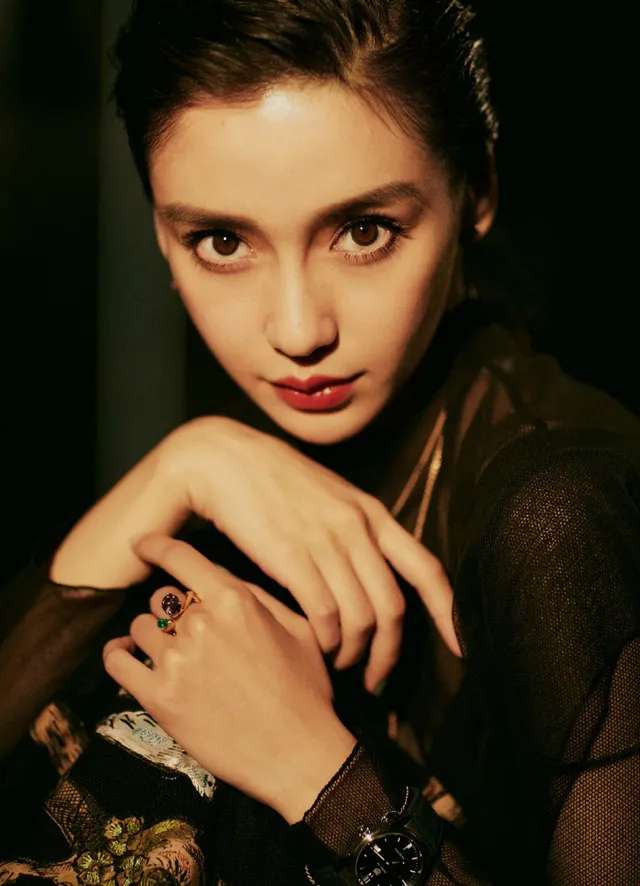 Angelababy đẹp cuốn hút với sắc đen - Ảnh 8.