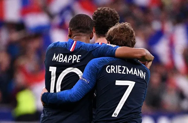 ntoine_griezmann-kylian_mbappe ntoine_griezmann-kylian_mbappe