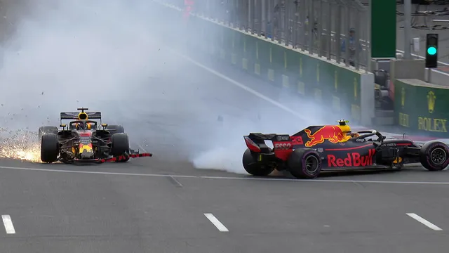 Đua xe F1: Max Verstappen phản hồi gay gắt về những chỉ trích hướng tới mình - Ảnh 1.