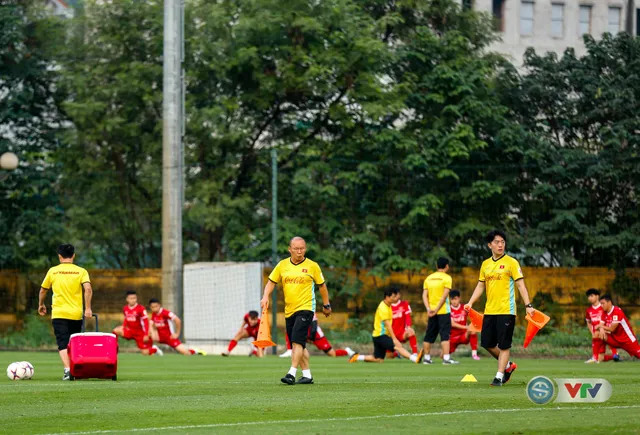 AFF Cup 2018: ĐT Việt Nam trở lại lịch tập kín chuẩn bị đối đầu ĐT Malaysia - Ảnh 4.