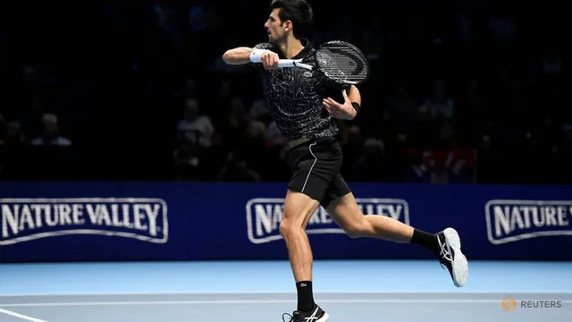 ATP Finals: Djokovic thắng dễ Zverev, Cilic đánh bại Isner - Ảnh 1.