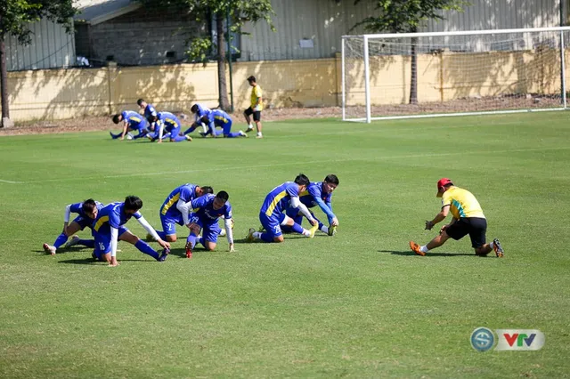 AFF Cup 2018: ĐT Việt Nam tiếp tục nhồi thể lực trong buổi tập sáng 2/11 - Ảnh 2.