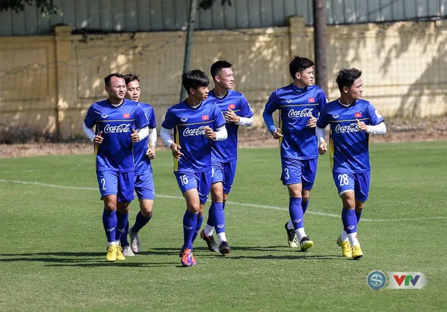 AFF Cup 2018: ĐT Việt Nam tiếp tục nhồi thể lực trong buổi tập sáng 2/11 - Ảnh 7.