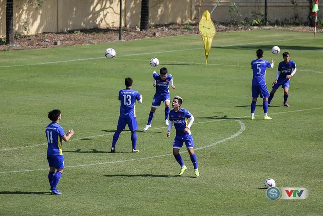 AFF Cup 2018: ĐT Việt Nam tiếp tục nhồi thể lực trong buổi tập sáng 2/11 - Ảnh 4.