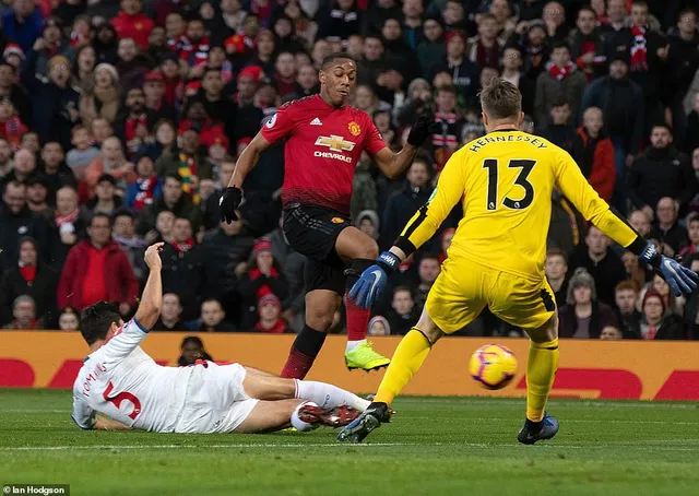 VIDEO Man Utd 0-0 Crystal Palace: Quỷ đỏ lại gây thất vọng - Ảnh 3.