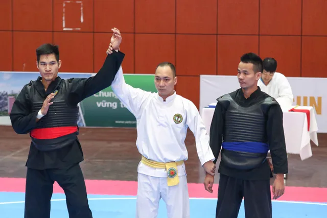 Môn Pencak Silat Đại hội TTTQ 2018: Thanh Hóa giành 3 tấm HCV cuối cùng - Ảnh 1.