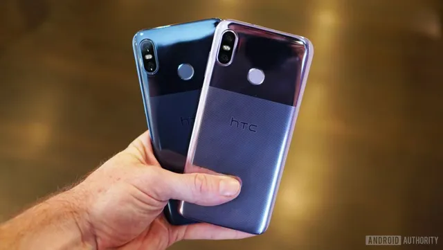 HTC U12 life: Snapdragon 636, mặt lưng 2 mảng màu, giá 7,69 triệu đồng - Ảnh 1.