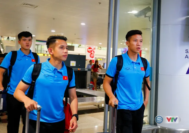 AFF Cup 2018: ĐT Việt Nam đã trở về nước sau chiến thắng 3-0 trước ĐT Lào - Ảnh 5.