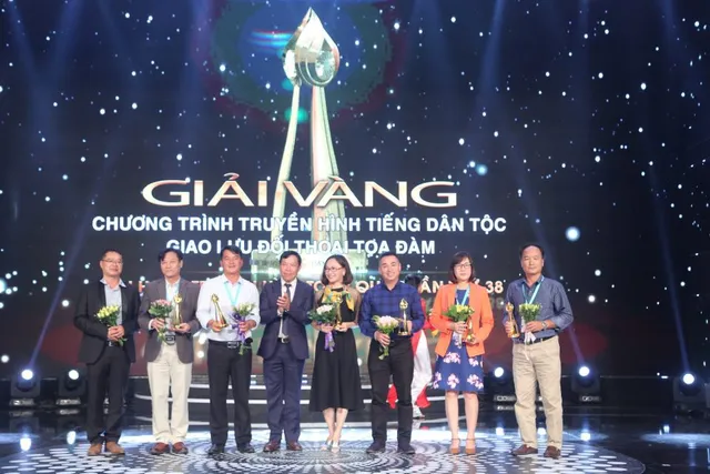 vàng truyen hinh dan toc giao luu doi thoai toa dam vàng truyen hinh dan toc giao luu doi thoai toa dam