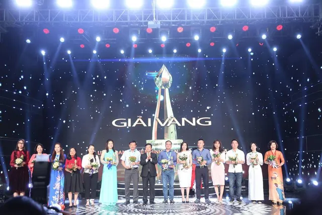 vàng phóng sự phim tài liệu vàng phóng sự phim tài liệu