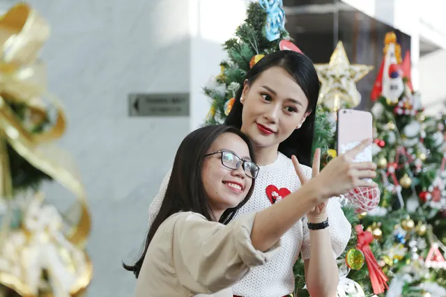 Rực rỡ sắc màu cuộc thi VTV Colourful Christmas 2018 - Ảnh 7.