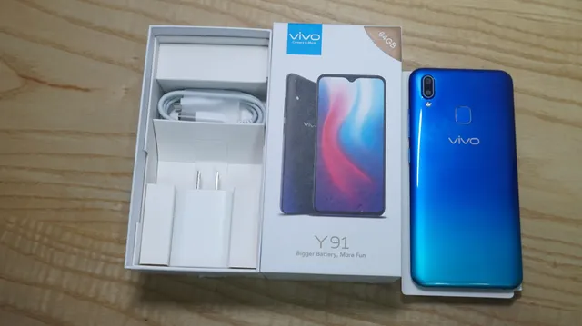 Đập hộp Vivo Y91 màn hình giọt sương giá 4,5 triệu đồng - Ảnh 1.