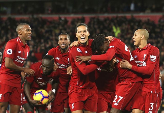 VIDEO: Liverpool 1-0 Everton - The Kop có 3 điểm hú vía nhờ bàn thắng giây cuối - Ảnh 2.