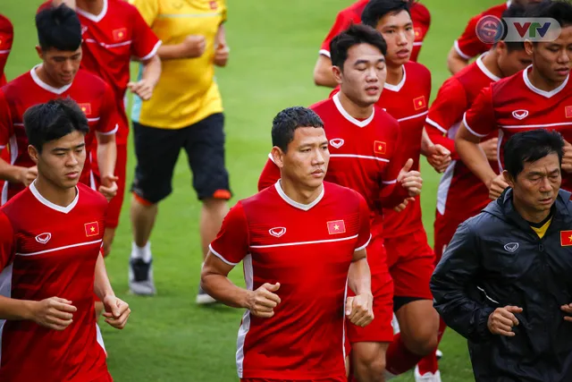 AFF Cup 2018: ĐT Việt Nam đón tin không vui trước trận bán kết lượt về - Ảnh 3.