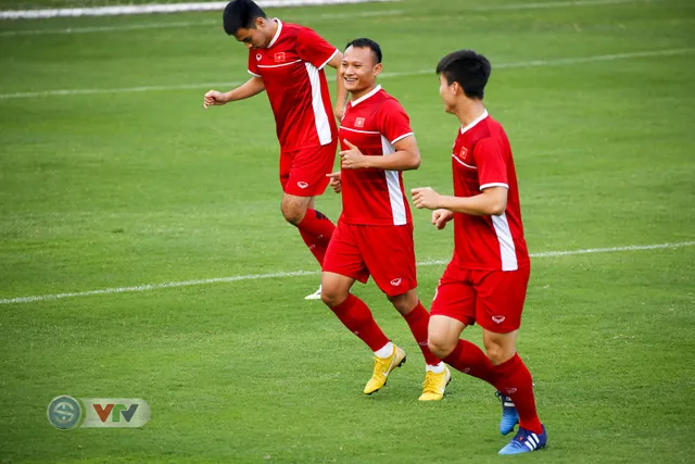 AFF Cup 2018: ĐT Việt Nam đón tin không vui trước trận bán kết lượt về - Ảnh 7.