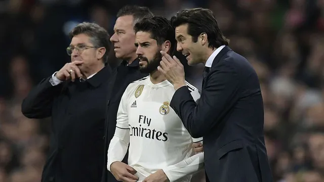 santiago-solari-isco-real-madrid-valencia-la-liga-01122018_zhw5jiutd7ys1q4j2cm3hjec1 santiago-solari-isco-real-madrid-valencia-la-liga-01122018_zhw5jiutd7ys1q4j2cm3hjec1