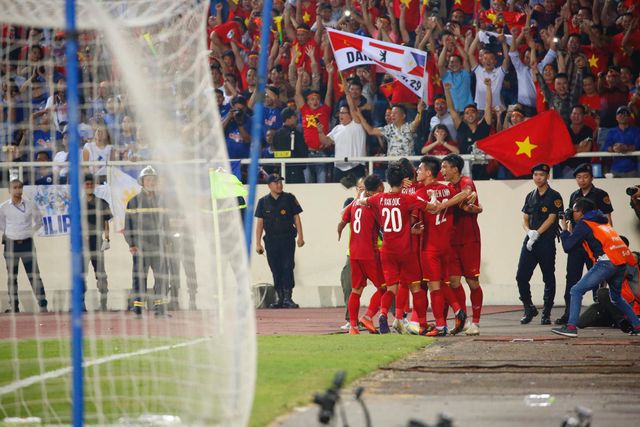 Lịch thi đấu chung kết AFF Cup 2018: ĐT Việt Nam so tài với ĐT Malaysia - Ảnh 1.