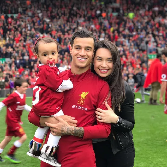 Vén màn bí mật những người đứng sau siêu bom tấn Coutinho - Ảnh 5.