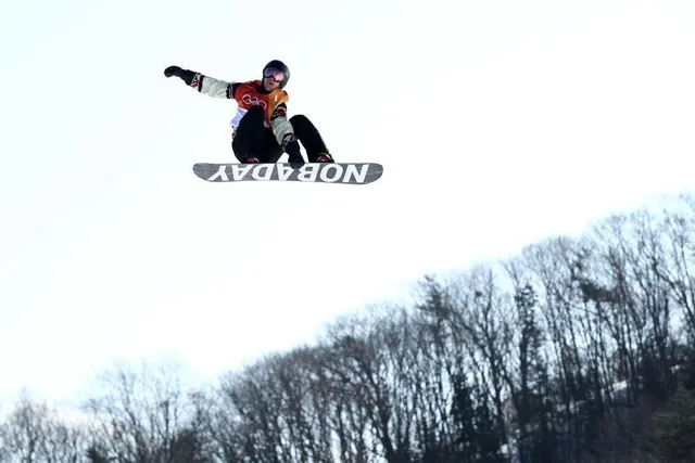 snowboard - winter olympics day 2_916744392 snowboard - winter olympics day 2_916744392