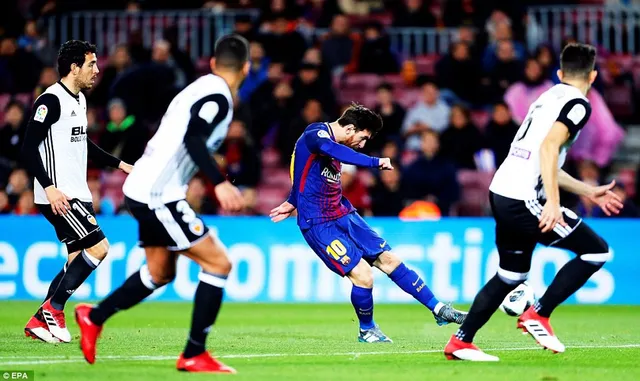 Barcelona giành chiến thắng tối thiểu trước Valencia ở bán kết lượt đi Cúp Nhà vua - Ảnh 1. Barcelona giành chiến thắng tối thiểu trước Valencia ở bán kết lượt đi Cúp Nhà vua - Ảnh 1.