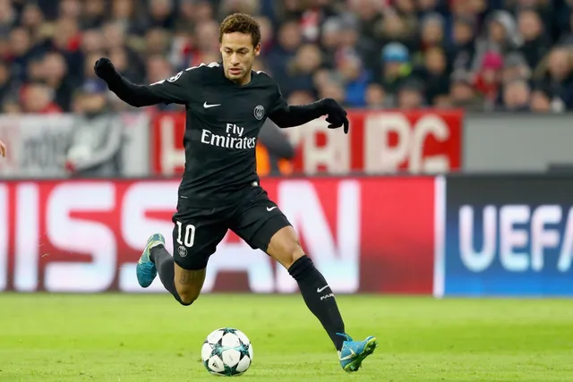 Đại gia ô tô Mỹ bơm tiền tấn giúp Man Utd chiêu mộ Neymar - Ảnh 2. Đại gia ô tô Mỹ bơm tiền tấn giúp Man Utd chiêu mộ Neymar - Ảnh 2.