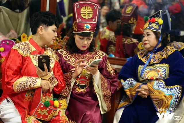 Những hình ảnh cực độc từ hậu trường Táo quân 2018 - Ảnh 1. Những hình ảnh cực độc từ hậu trường Táo quân 2018 - Ảnh 1.