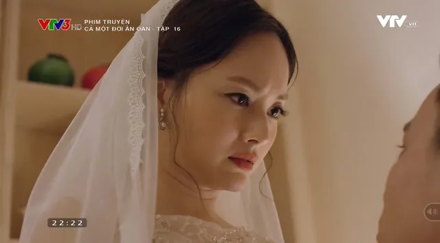 Cả một đời ân oán - Tập 16: Hồng Đăng say khướt trong đêm tân hôn, nhìn Lan Phương mà ngỡ là Hồng Diễm - Ảnh 3. Cả một đời ân oán - Tập 16: Hồng Đăng say khướt trong đêm tân hôn, nhìn Lan Phương mà ngỡ là Hồng Diễm - Ảnh 3.