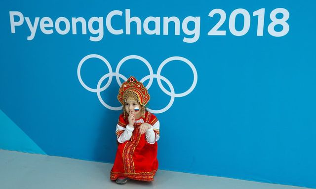 Những hình ảnh ấn tượng trong ngày thi đấu thứ 12 của Olympic PyeongChang 2018 - Ảnh 5.