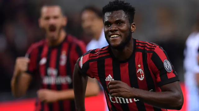 franck-kessie-milan_1tilr4t87643i193nehp6m1ewi franck-kessie-milan_1tilr4t87643i193nehp6m1ewi