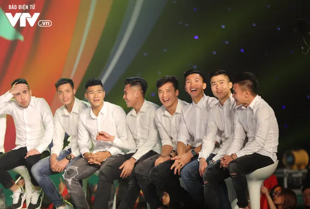Những khoảnh khắc đáng nhớ U23 Việt Nam tái ngộ khán giả Hà Nội - Ảnh 6. Những khoảnh khắc đáng nhớ U23 Việt Nam tái ngộ khán giả Hà Nội - Ảnh 6.