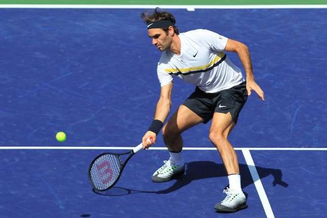 Indian Wells 2018: Đánh bại Chardy, Federer thẳng tiến vào tứ kết - Ảnh 1.