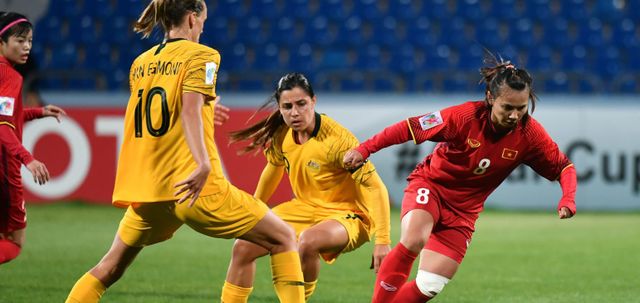 VCK Asian Cup 2018: ĐT nữ Việt Nam nhận trận thua 0-8 trước ĐT nữ Australia - Ảnh 1.