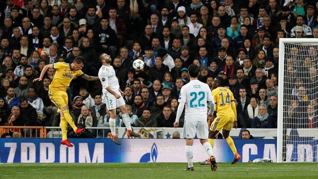 Champions League 2017/18: Juventus suýt tạo bất ngờ, Real và Bayern tiến vào bán kết - Ảnh 2.