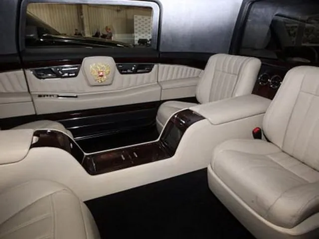 Khám phá limousine chống đạn mới Tổng thống Putin sắp hoàn thành - Ảnh 8.