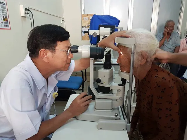 Khánh Hòa: 125 người bệnh nghèo được mổ mắt miễn phí - Ảnh 1. Khánh Hòa: 125 người bệnh nghèo được mổ mắt miễn phí - Ảnh 1.