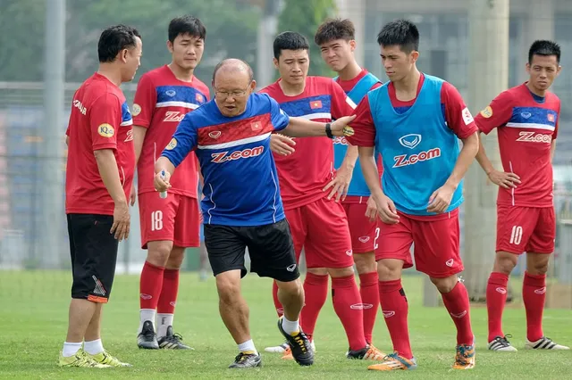 ĐT Việt Nam sẽ có 3 trận giao hữu trước thềm AFF Suzuki Cup 2018 - Ảnh 1.