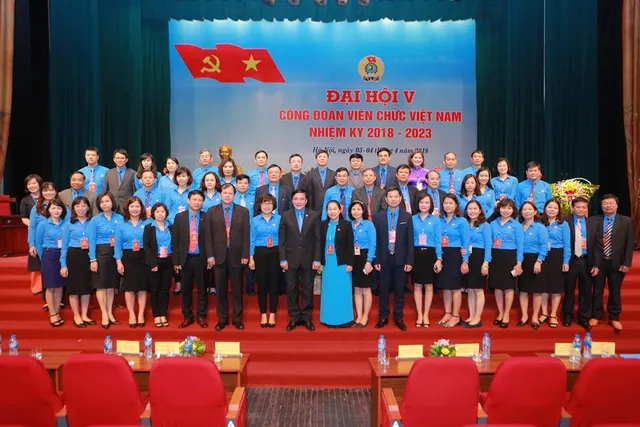 Khai mạc Đại hội Công đoàn Viên chức Việt Nam lần thứ V - Ảnh 5. Khai mạc Đại hội Công đoàn Viên chức Việt Nam lần thứ V - Ảnh 5.