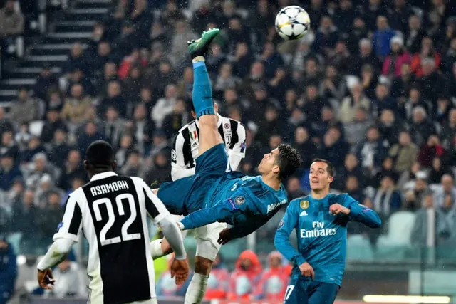 Tâm phục khẩu phục, Buffon so sánh Cris Ronaldo với Pele và Maradona - Ảnh 1. Tâm phục khẩu phục, Buffon so sánh Cris Ronaldo với Pele và Maradona - Ảnh 1.
