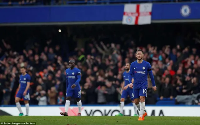 Chicharito lập công, West Ham giành điểm ngay tại Stamford Bridge - Ảnh 3.