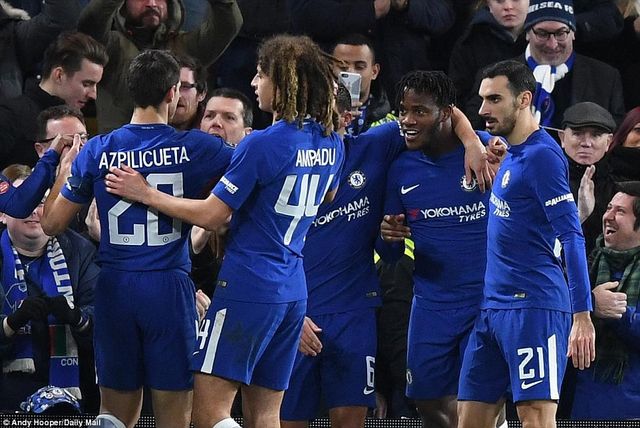 Kết quả bóng đá quốc tế sáng 18/1: Chelsea thắng ở FA Cup, Barcelona thua trận đầu tiên - Ảnh 3.