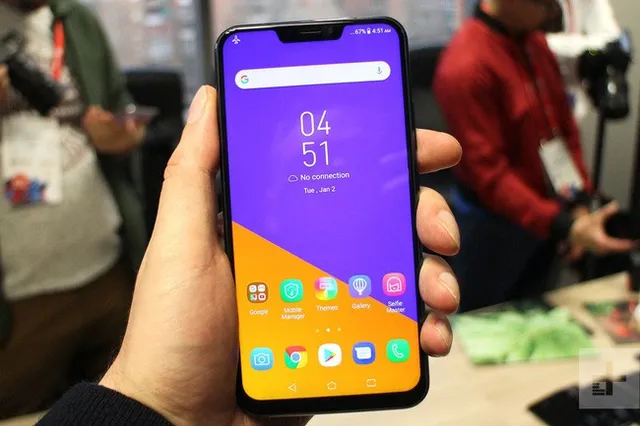 ZenFone 5 ra mắt: Chip Snapdragon 636, camera kép tích hợp AI, giá bán 7,99 triệu đồng - Ảnh 1.