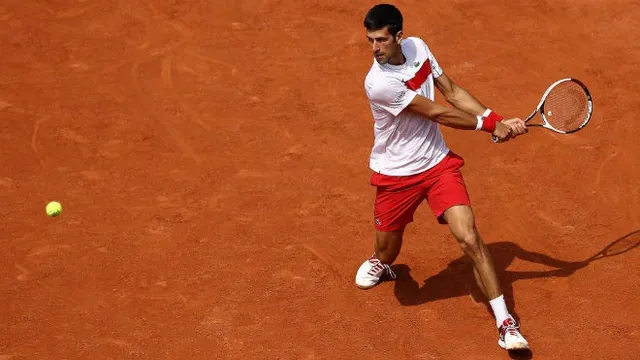 Pháp mở rộng 2018: Novak Djokovic hiên ngang vào vòng 4 - Ảnh 1.