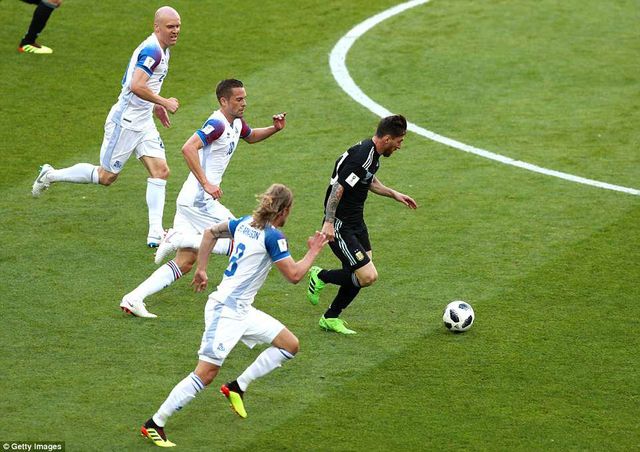 Những thống kê đáng quên của Messi trước Iceland - Ảnh 1.