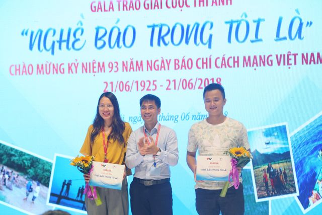 Chi đoàn Trung tâm Sản xuất phim truyền hình giành giải Đặc biệt cuộc thi ảnh Nghề báo trong tôi là... - Ảnh 4.