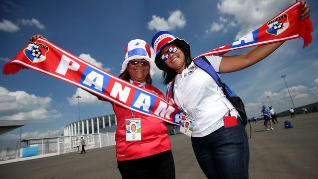 Phá lưới ĐT Anh, cầu thủ và CĐV Panama ăn mừng như thể vô địch FIFA World Cup™ - Ảnh 2.