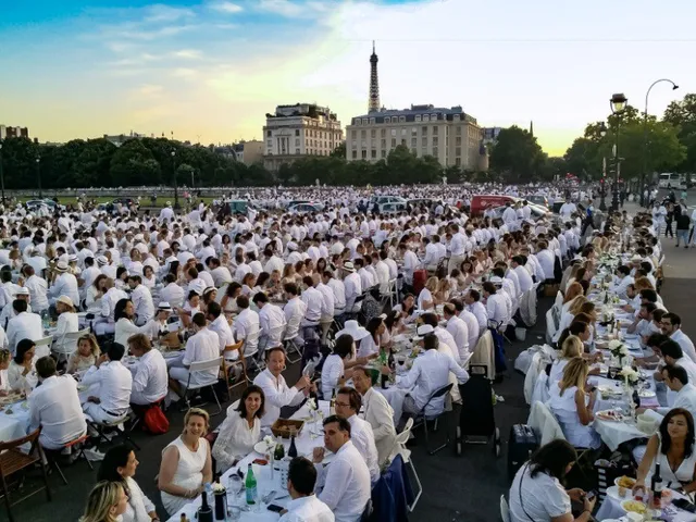 Hàng chục nghìn người tham gia dạ tiệc trắng ở Paris - Ảnh 8.