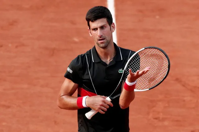Thua sốc Cecchinato, Djokovic dừng bước tại tứ kết Pháp mở rộng 2018 - Ảnh 2. Thua sốc Cecchinato, Djokovic dừng bước tại tứ kết Pháp mở rộng 2018 - Ảnh 2.