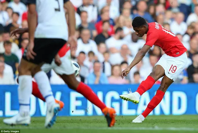 Giao hữu quốc tế: Bồ Đào Nha thắng nhẹ Algeria, Rashford tạo dấu ấn tại ĐT Anh - Ảnh 2.